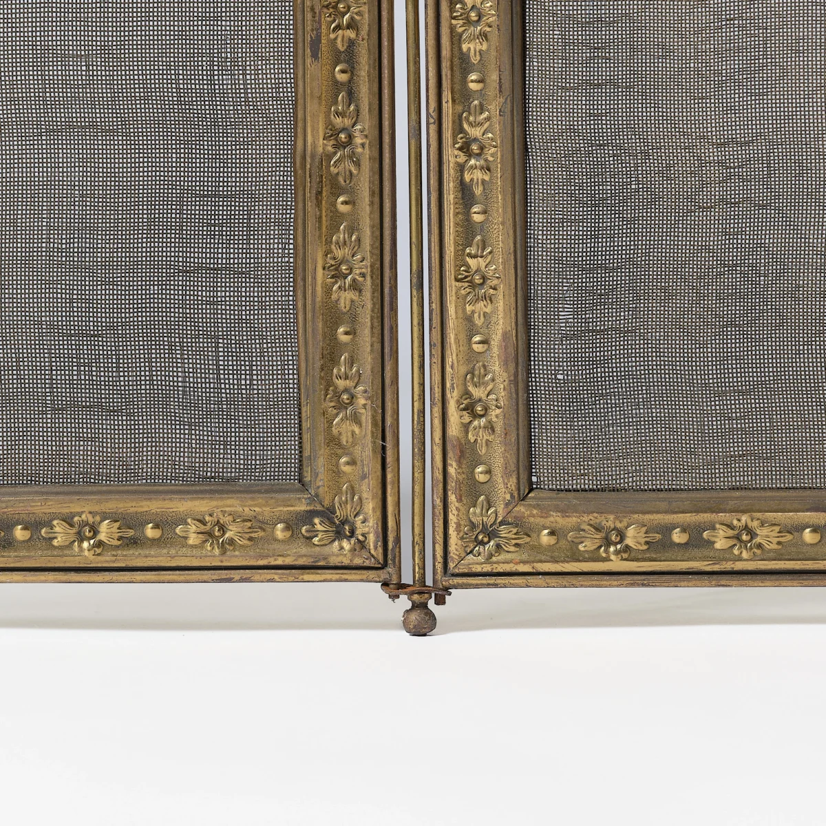 Brass Framed Antique Metal Fire Screen - Image 3
