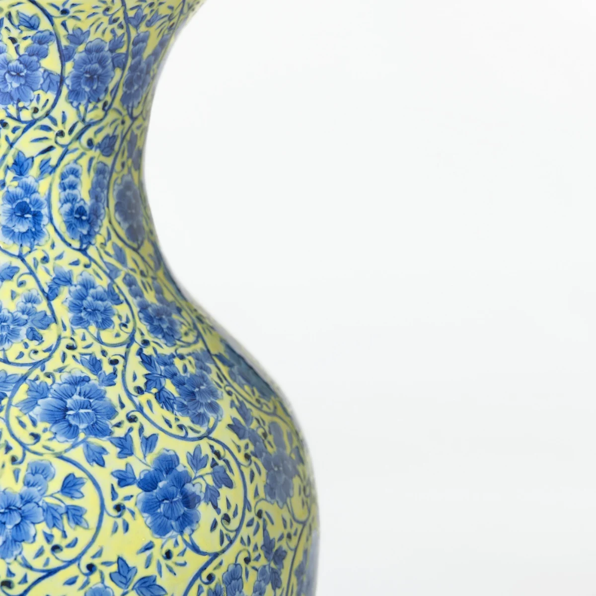 Chinese Style Painted Table Lamp - Image 3
