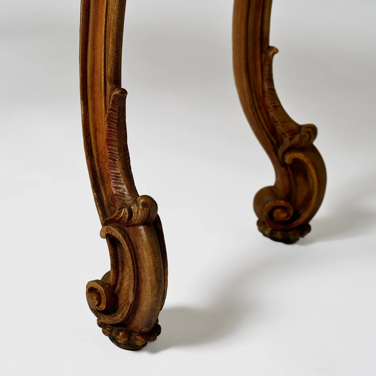 Mirror and Console - Image 8
