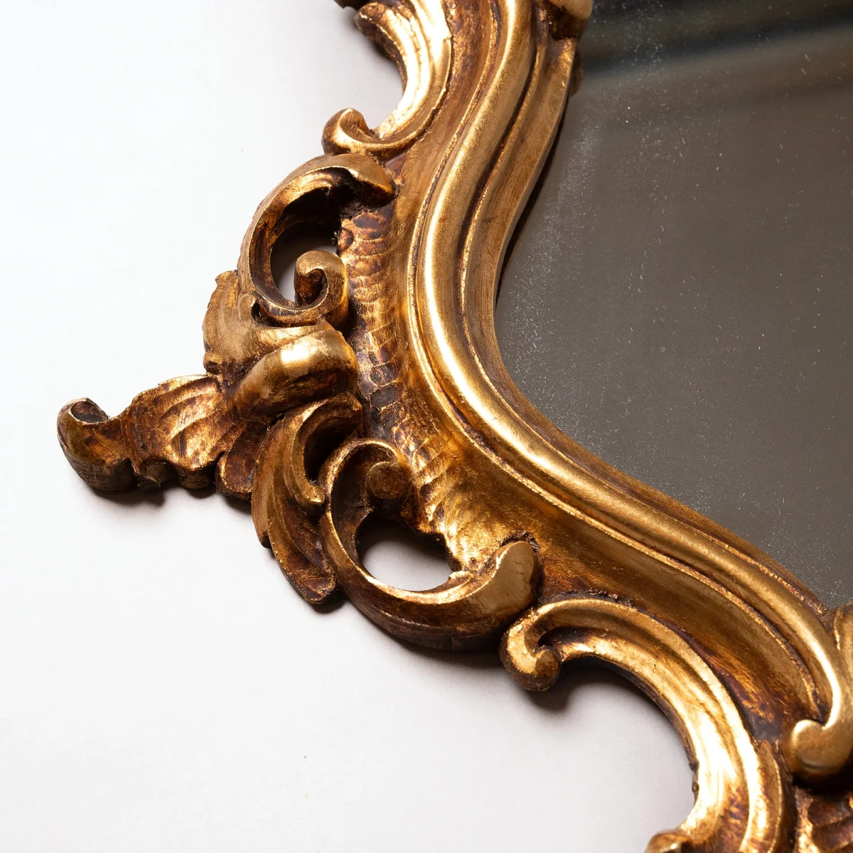 Vintage Gilt Mirror - Image 3